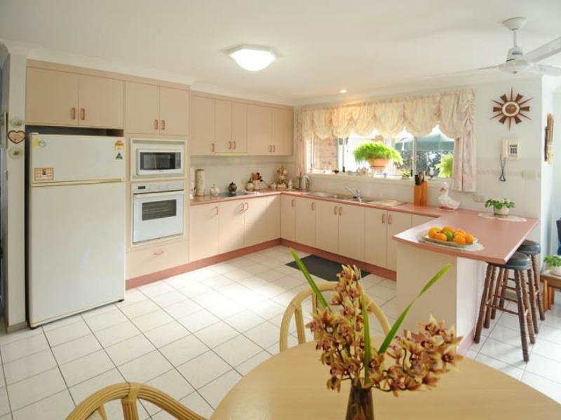 6 Admiralty Court, Yamba NSW 2464
