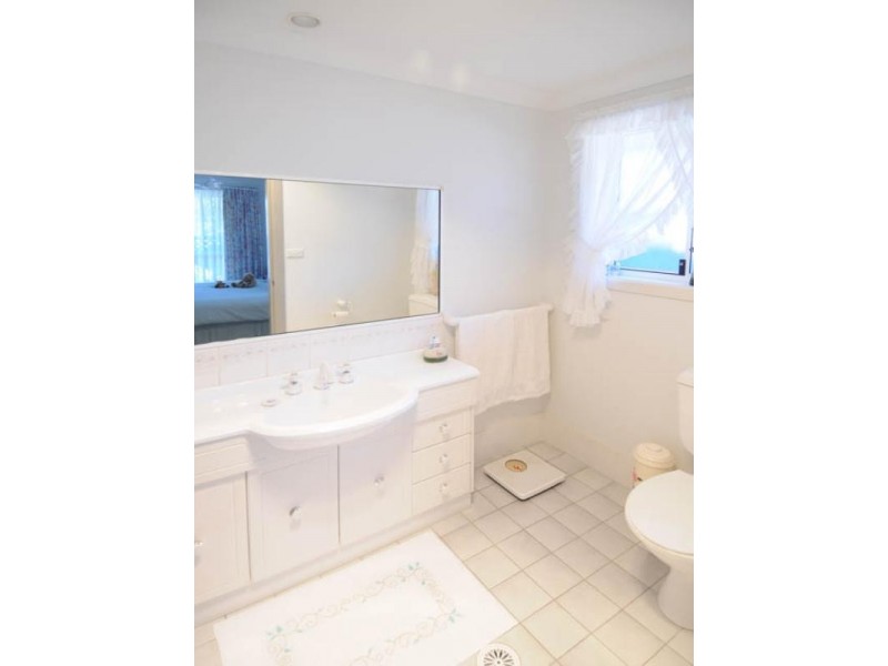 6 Admiralty Court, Yamba NSW 2464