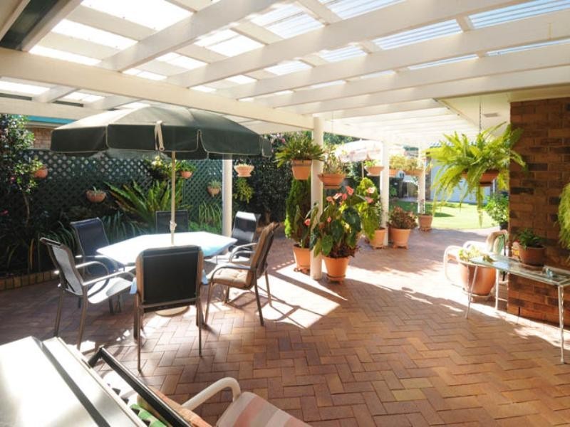 6 Admiralty Court, Yamba NSW 2464