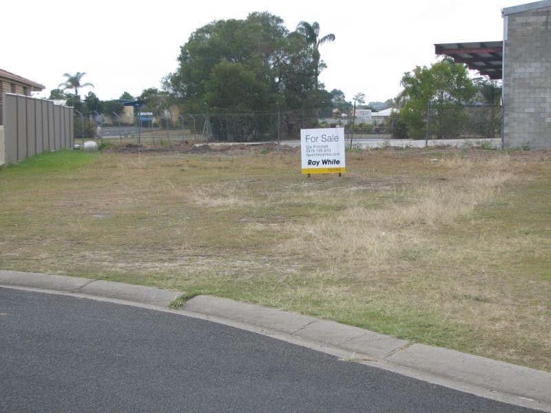 27 Kookaburra Court, Yamba NSW 2464