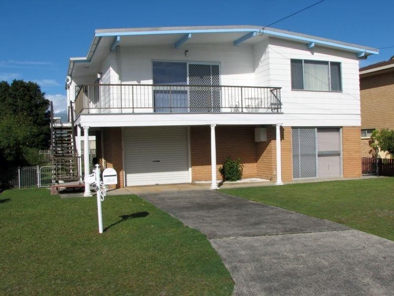 8 Golding Street, Yamba NSW 2464