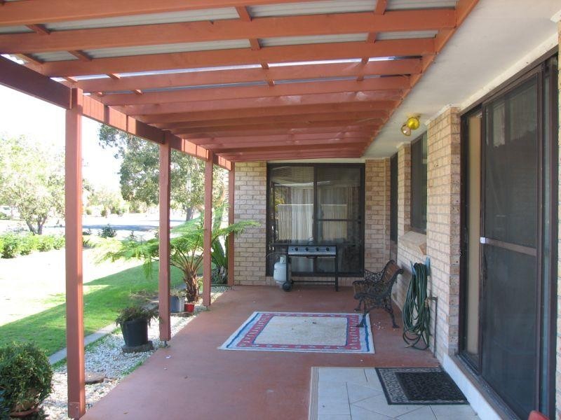 2 Binnacle Court, Yamba NSW 2464