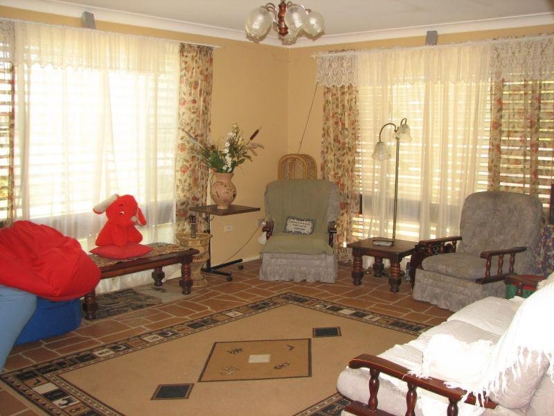 2 Binnacle Court, Yamba NSW 2464