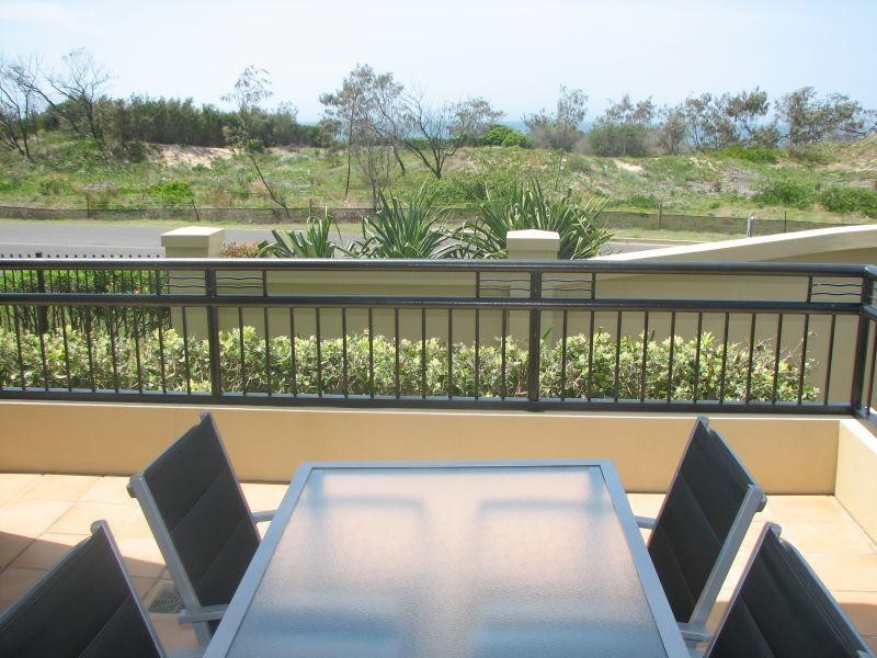 Unit 40/20-21 Pacific Parade, Yamba NSW 2464