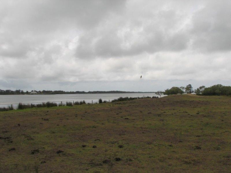 320 School Road, Palmers Island NSW 2463