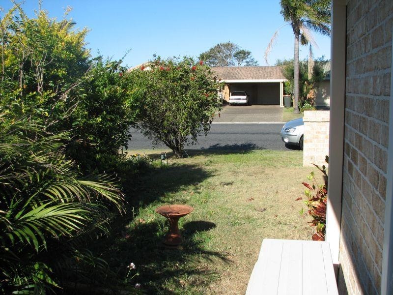 1,70 Acacia Circuit, Yamba NSW 2464