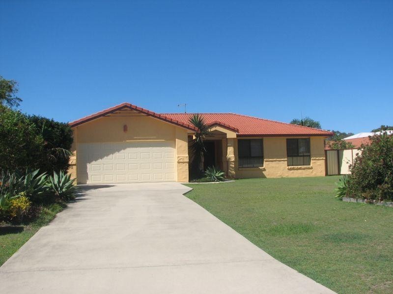 2 Westringia Place, Yamba NSW 2464