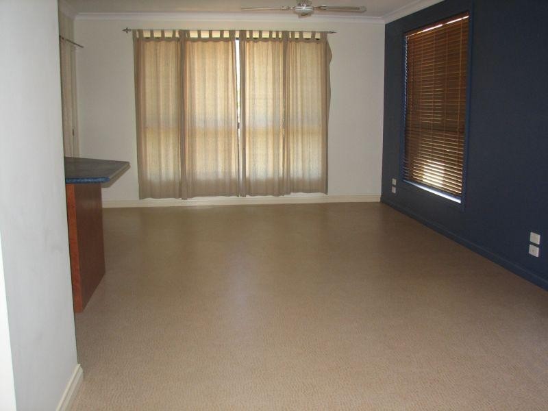 2 Westringia Place, Yamba NSW 2464