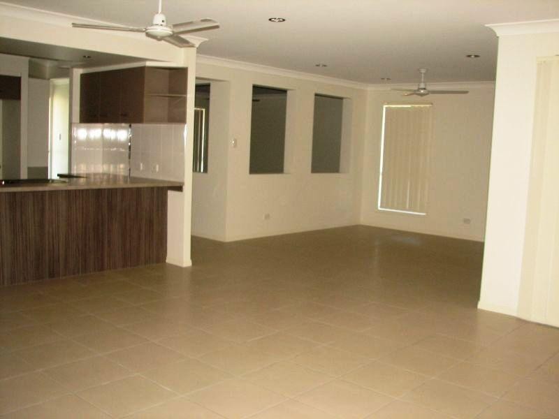 2 Buccaneers Court, Yamba NSW 2464