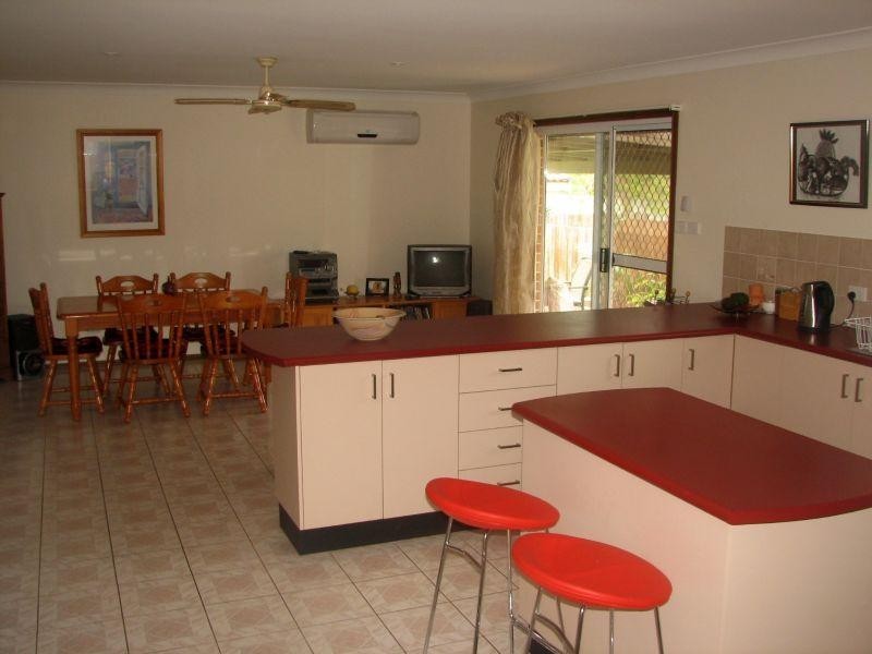 9 Roseland Avenue, Yamba NSW 2464