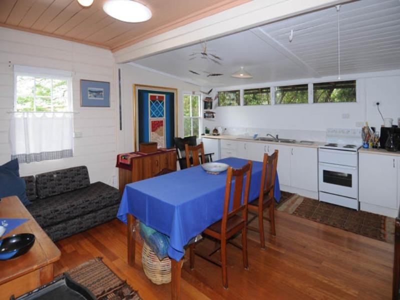 37 Chatsworth Road, Chatsworth Island, Yamba NSW 2464