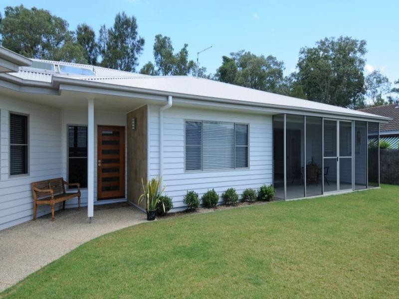 2/8 Coquette Close, Yamba NSW 2464