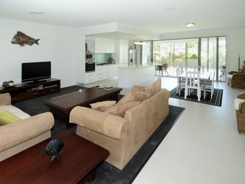 2/8 Coquette Close, Yamba NSW 2464