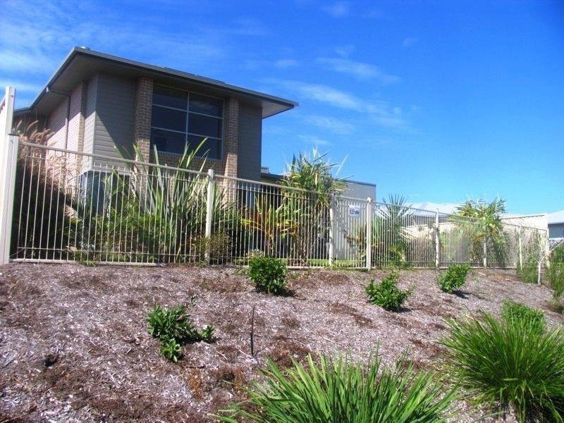 24 William Avenue, Yamba NSW 2464