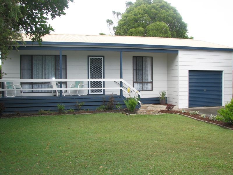 212 Yamba Road, Yamba NSW 2464