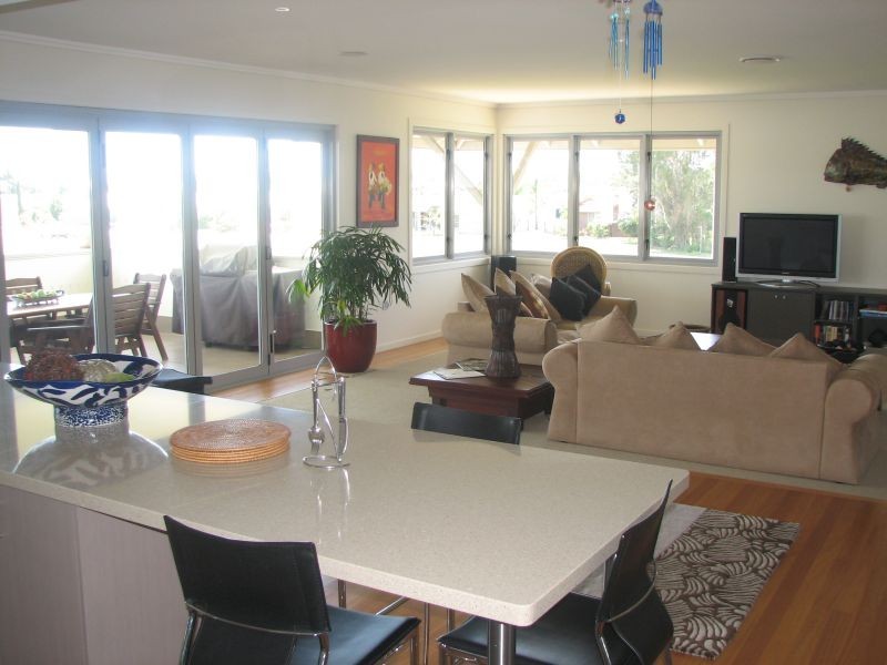 4 William Avenue, Yamba NSW 2464