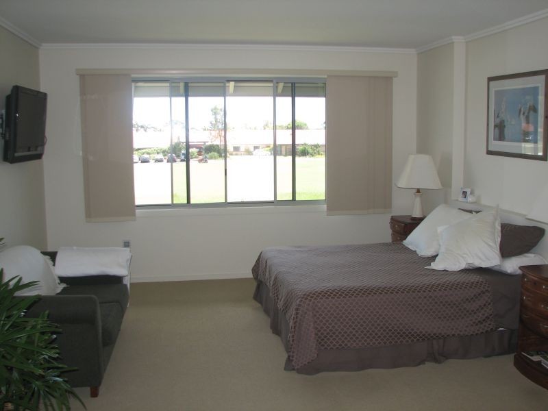 4 William Avenue, Yamba NSW 2464