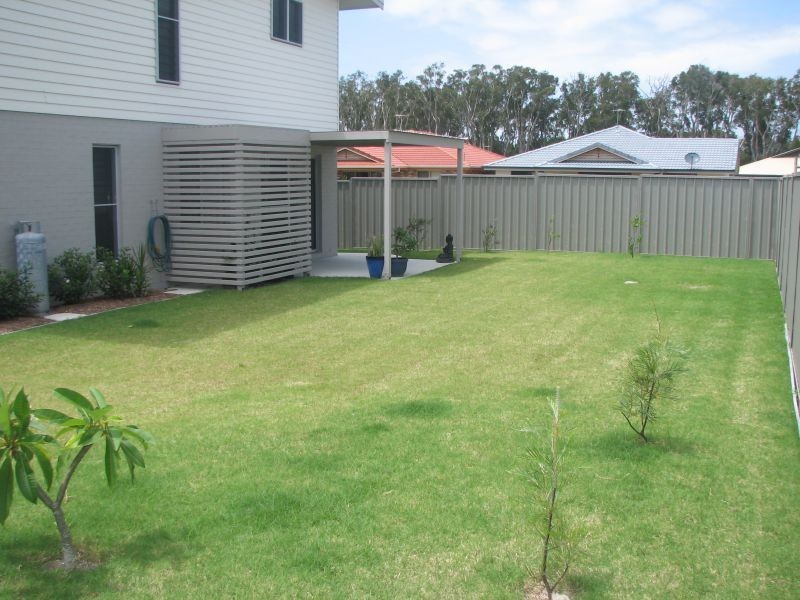 4 William Avenue, Yamba NSW 2464