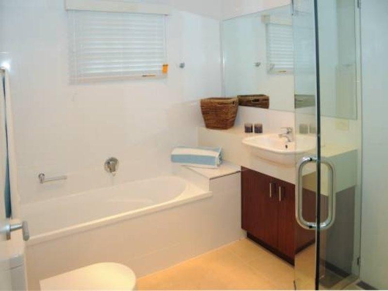3 Bent Street, Yamba NSW 2464