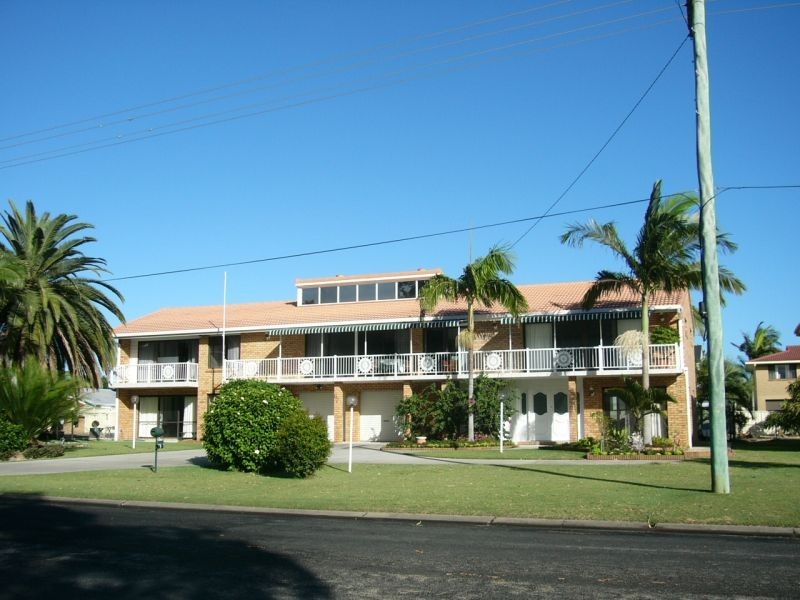 67 Shores Drive, Yamba NSW 2464