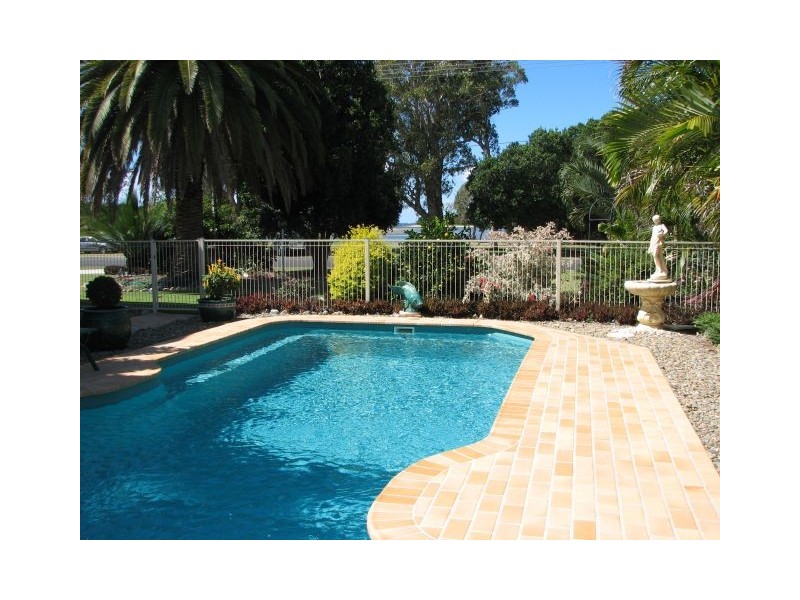 67 Shores Drive, Yamba NSW 2464