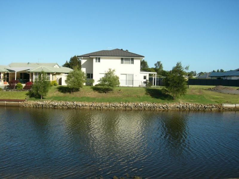 13 Newport Island Circuit, Yamba NSW 2464
