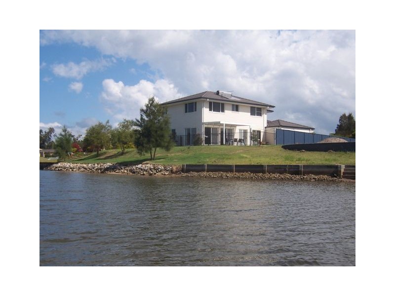 13 Newport Island Circuit, Yamba NSW 2464