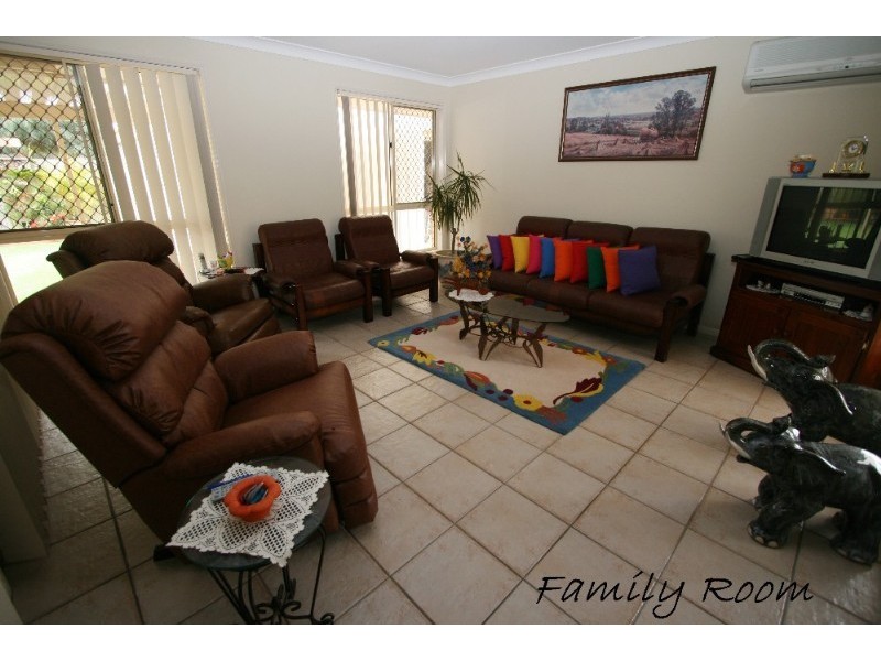 20 Melody Street, Victoria Point QLD 4165