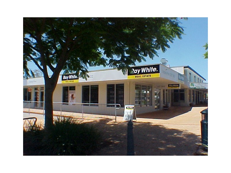 105 Broadwater Terrace, Redland Bay QLD 4165