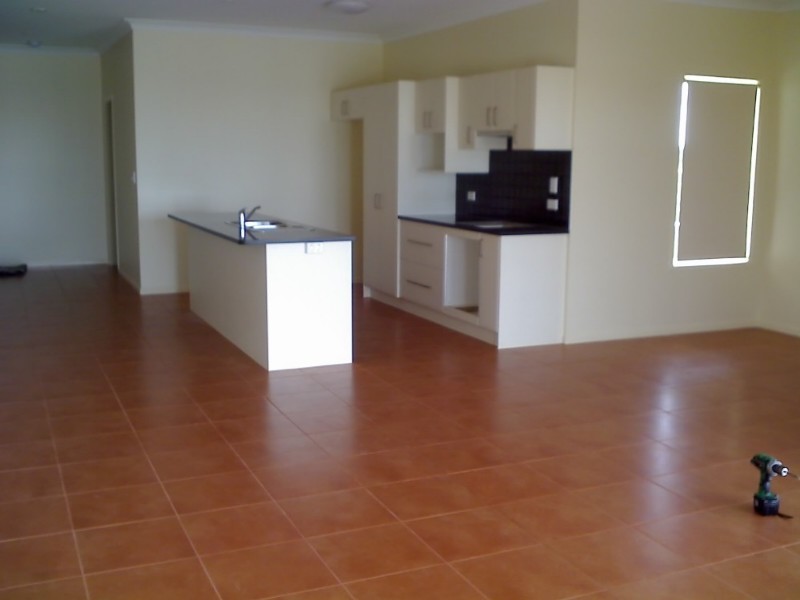 1/14 Irwin Place, Redland Bay QLD 4165