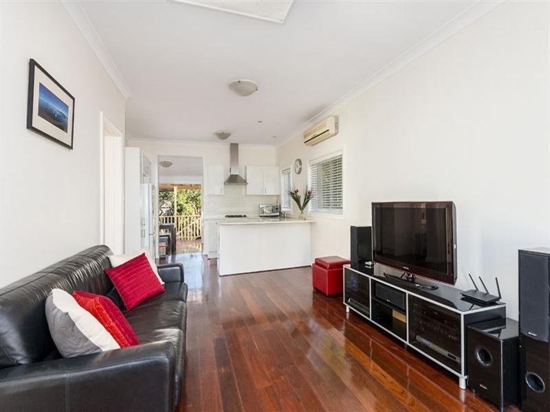 10 Tulloh Street, Willoughby NSW 2068