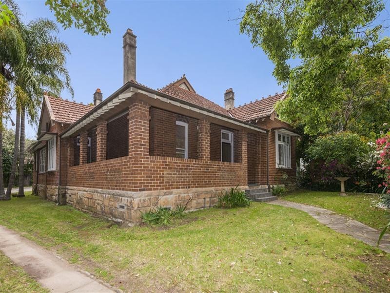 6 Findlay Avenue, Roseville NSW 2069