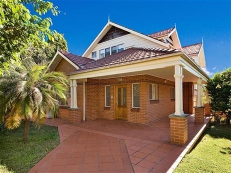 261 Mowbray Road, Artarmon NSW 2064