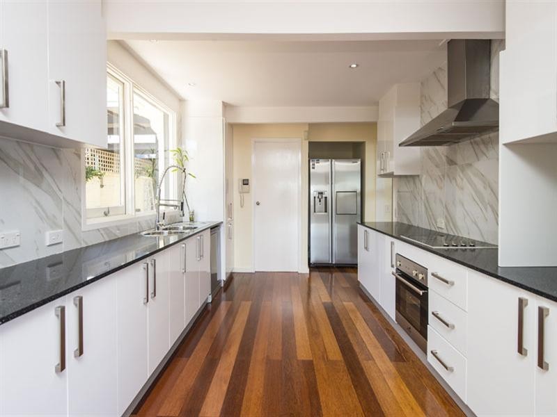 116 Killarney Drive, Killarney Heights NSW 2087