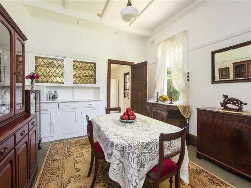 1 Clermiston Avenue, Roseville NSW 2069