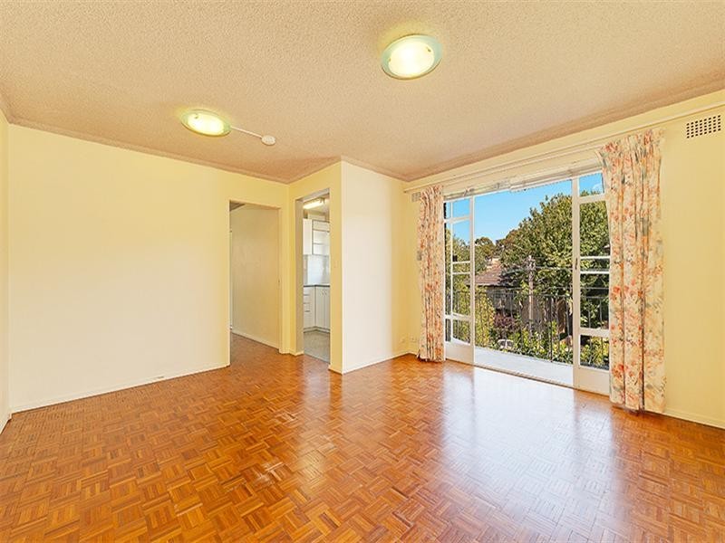 11 Rocklands Road, Wollstonecraft NSW 2065