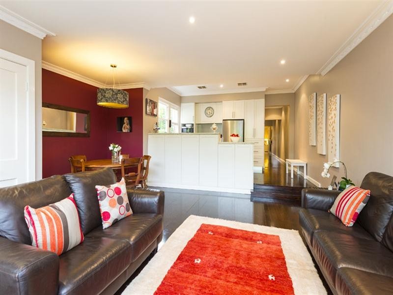 11 Crabbes Avenue, Willoughby NSW 2068