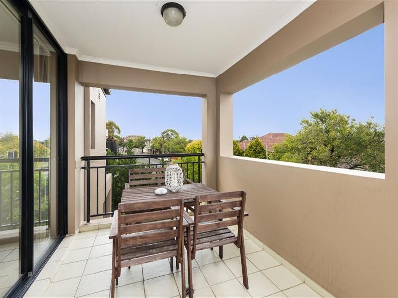 6/240 Penshurst Street, Willoughby NSW 2068