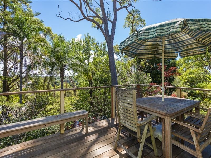 17 Heights Crescent, Middle Cove NSW 2068