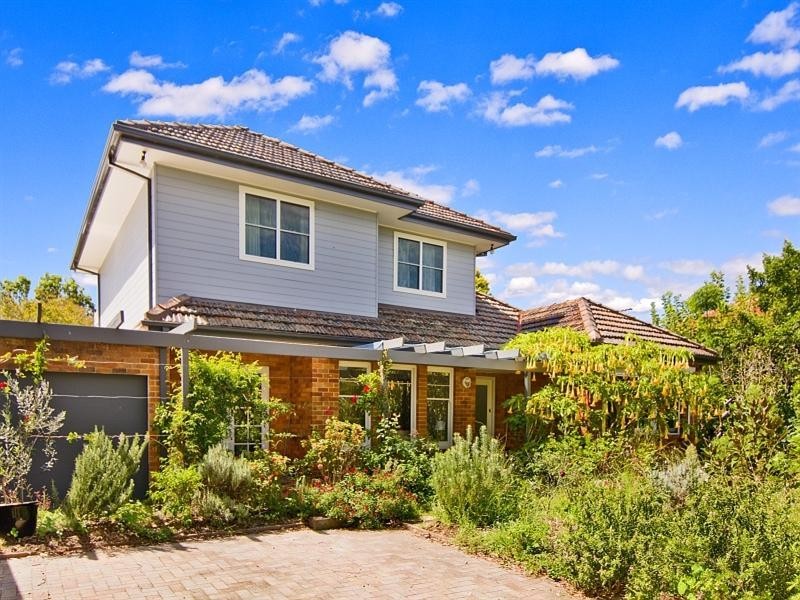 5 Covelee Crescent, Middle Cove NSW 2068