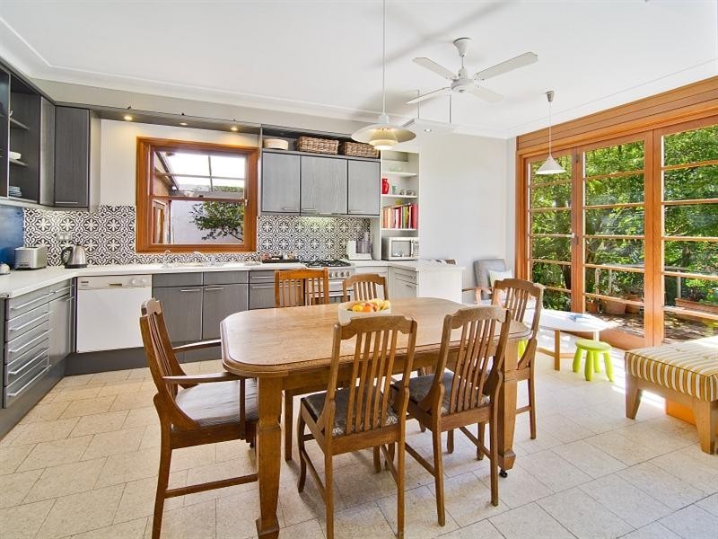 5 Covelee Crescent, Middle Cove NSW 2068