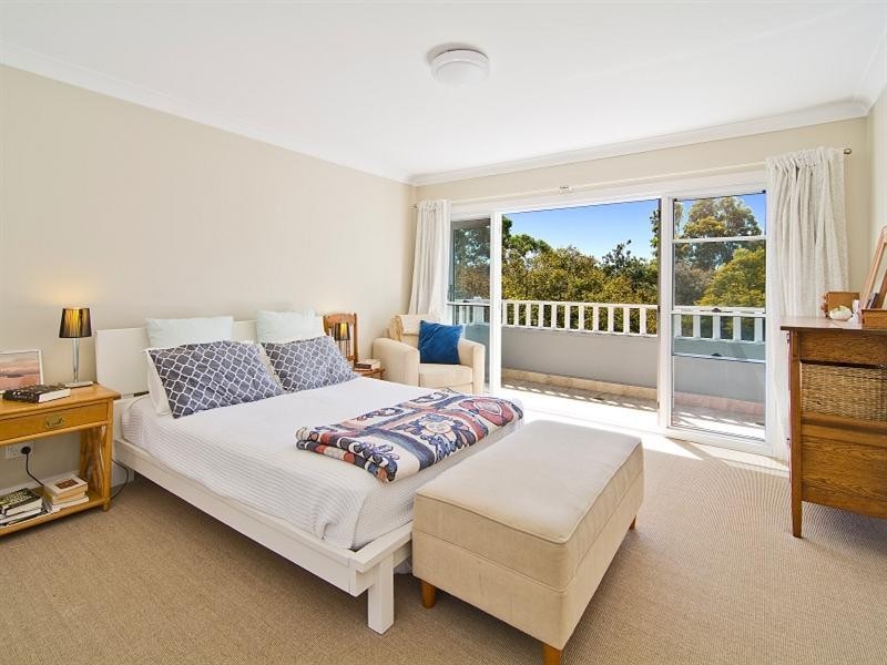 5 Covelee Crescent, Middle Cove NSW 2068