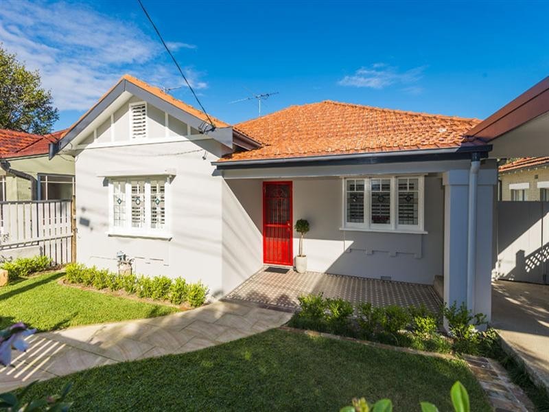 32 Robert Street, Willoughby NSW 2068