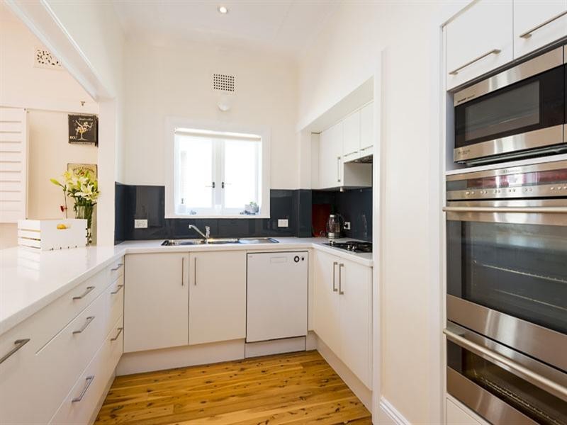 32 Robert Street, Willoughby NSW 2068