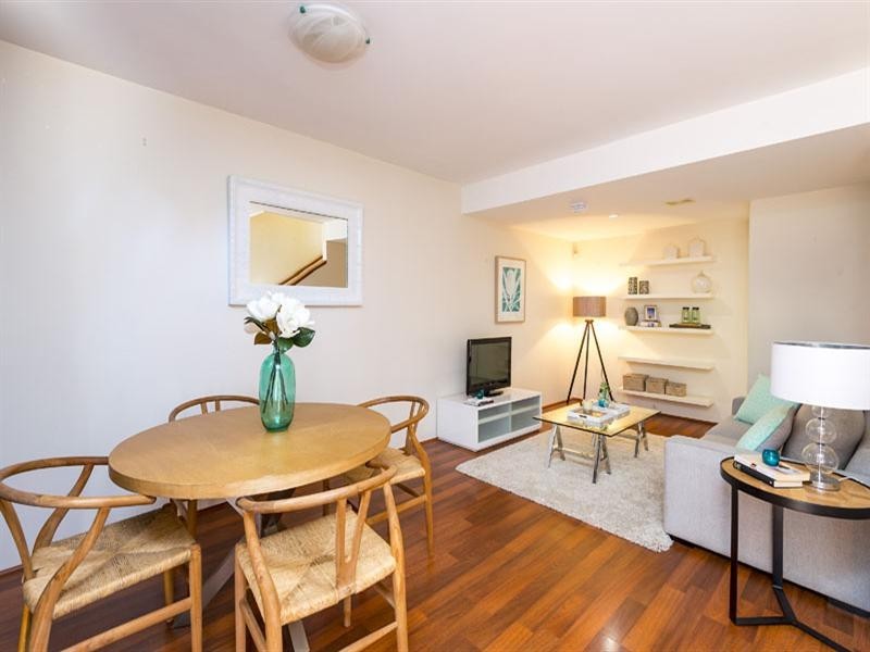 8/5-11 Benton Avenue, Artarmon NSW 2064