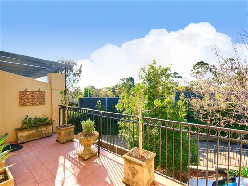 15/207 Willoughby Road, Naremburn NSW 2065