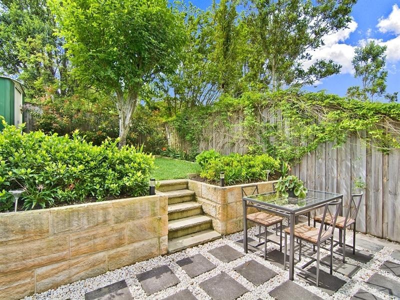 18 Kanoona Avenue, St Ives NSW 2075