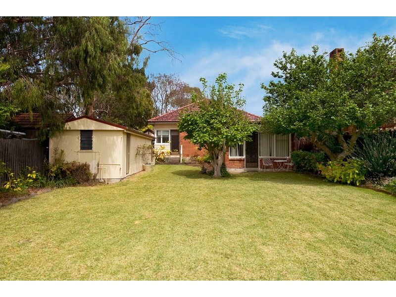 1 Summerville Crescent, Willoughby NSW 2068