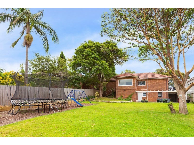 16 Warners Avenue, Willoughby NSW 2068