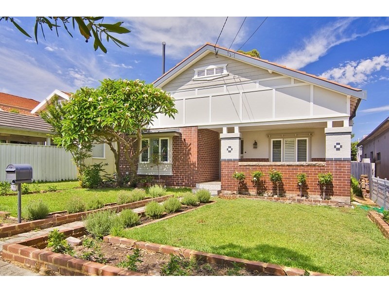 10 Tyneside Avenue, Willoughby NSW 2068